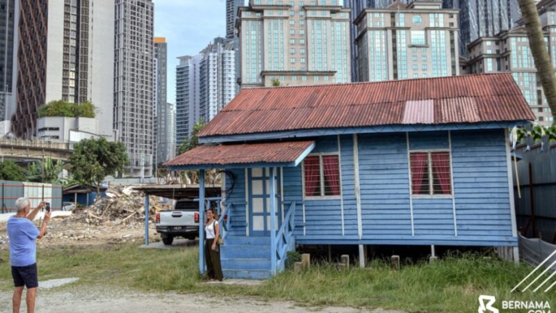 Harga tanah di Kampung Baru sepatutnya RM3,000 sekaki.., ada tanah di Bukit Bintang berharga RM7,000 sekaki – Dr M