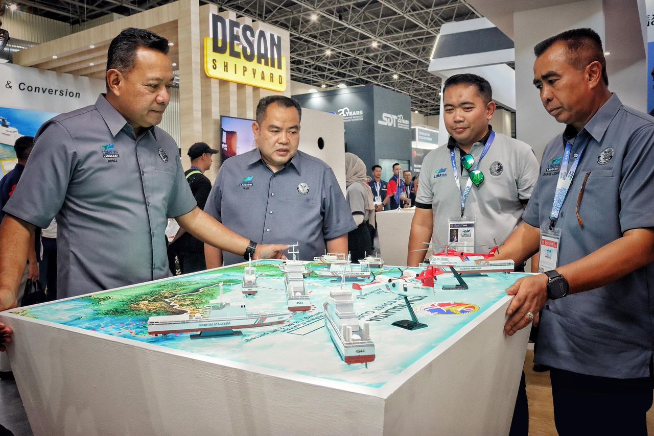 Teknologi AR & VR tarikan pameran Maritim Malaysia di LIMA 2025
