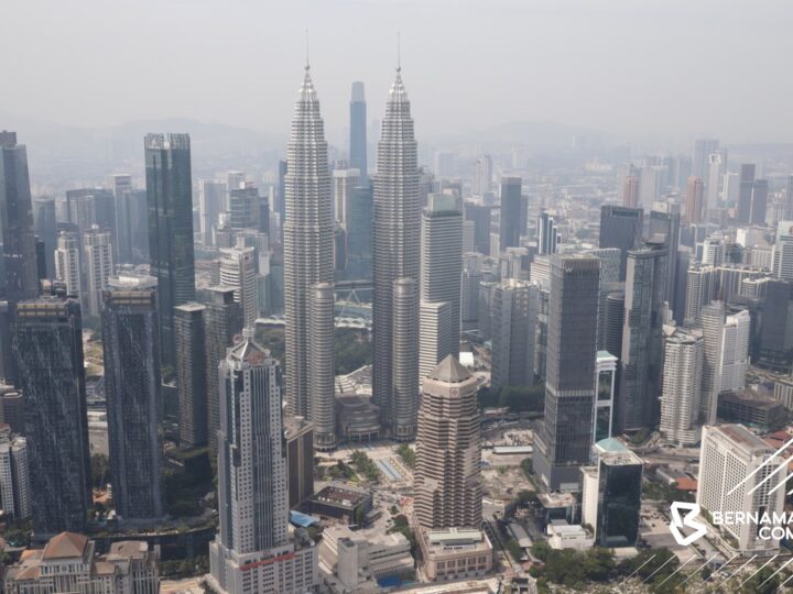 Jerebu: Kualiti udara di Cheras, Miri tidak sihat