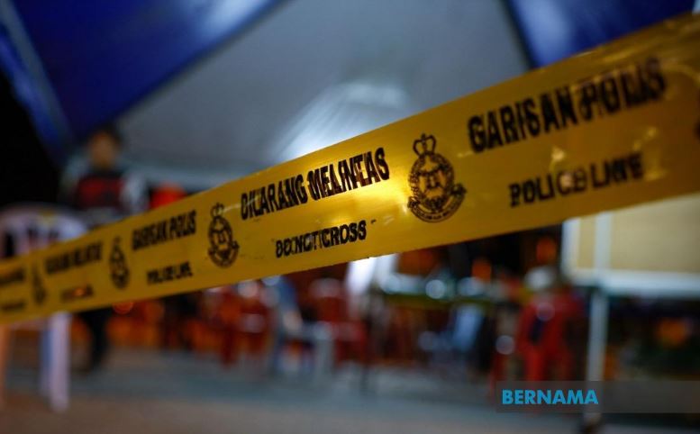 Lelaki bakar teman wanita, diri sendiri yang disiram minyak dalam kejadian di plaza tol