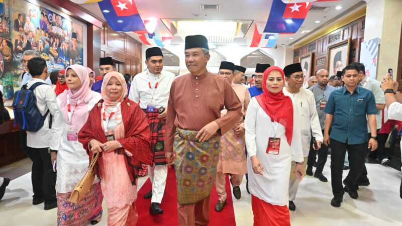 UMNO tidak pernah bersama DAP, hanya ‘bekerjasama’ menguruskan negara – Tok Mat