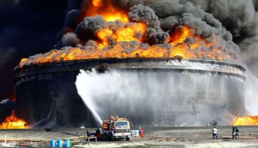 3 kapal diserang di Selat Hormuz, perang Israel-AS-Iran gugat ekonomi dunia